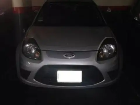 Uriburu 400 Once Cochera U$15.000