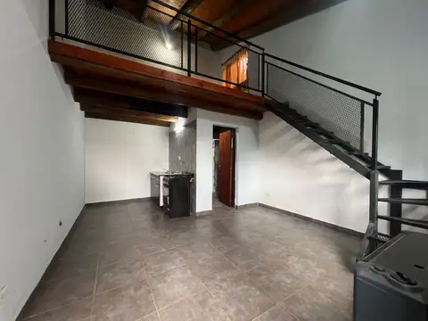 Alquiler dos ambientes. servicios incluidos.