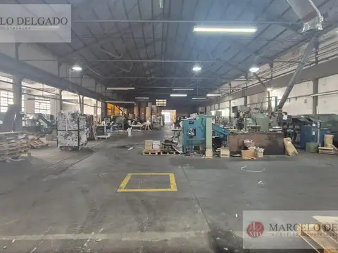 Depósito - Galpón de 1300 m2 en Gerli - ALQUILER