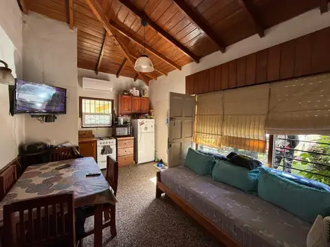 Depto Tipo Casa 2 ambientes con 1 baño