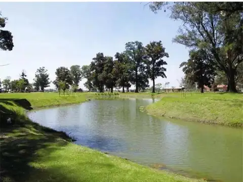 Terreno en Venta de 853,0 m2