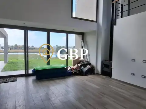 Casa en alquiler anual Canning Barrio La Alameda