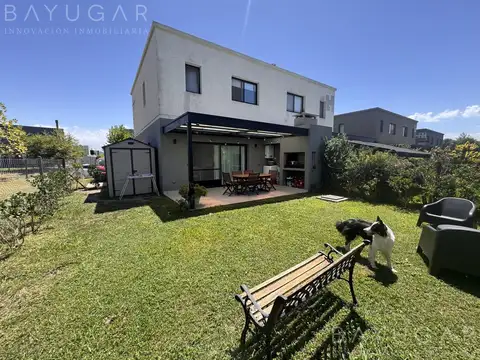 Venta Dúplex - 5 ambientes en Barrio El Aljibe - Manzanares