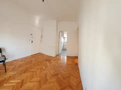 Departamento en Alquiler en Balvanera, $ 850.000