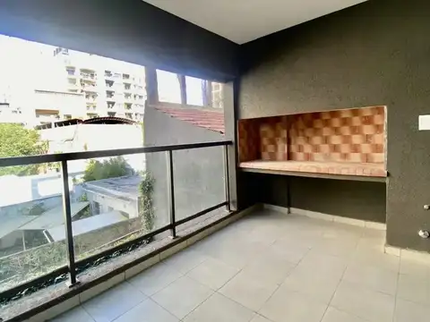 2 AMBIENTES | BALCÓN CON PARRILLA | 54 M² | PLAZA IRLANDA