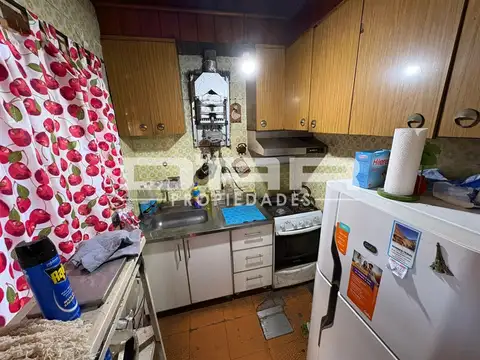 Casa 3 ambientes con 1 baño