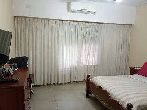 Casa en Venta en Caseros, USD 180.000