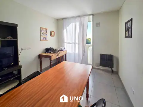 Bv. Avellaneda y Zeballos - Dpto de 1 Dormitorio Externo.