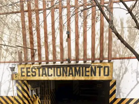 COCHERA EN VENTA EN CENTRO DE MENDOZA