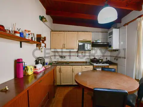 Casa 5 ambientes con 1 baño