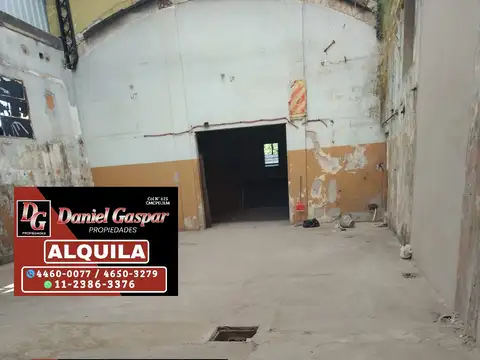 ALQUILER – IMPORTANTE GALPÓN DE 775 M2 – CASEROS