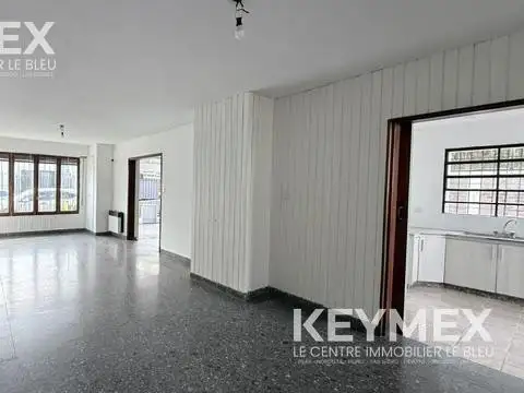 Casa en Alquiler al Este