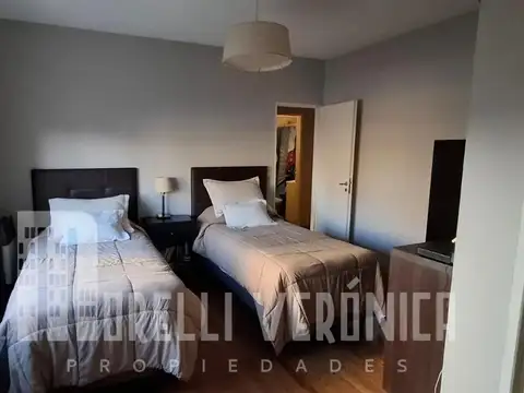 Depto Tipo Casa en Venta con 1 cocheras