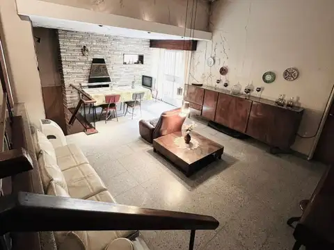 Depto Tipo Casa en Venta en Parque Avellaneda, USD 189.900