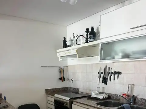 Dpto 2 Amb con Balcón Excelente Ubicación Vte Lopez
