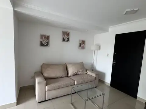 Departamento en Alquiler en Zona Centro, $ 900.000
