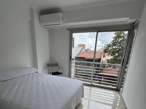 Departamento en Alquiler en Zona Centro, $ 900.000