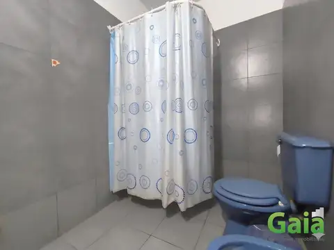 Casa 6 ambientes con 3 baños
