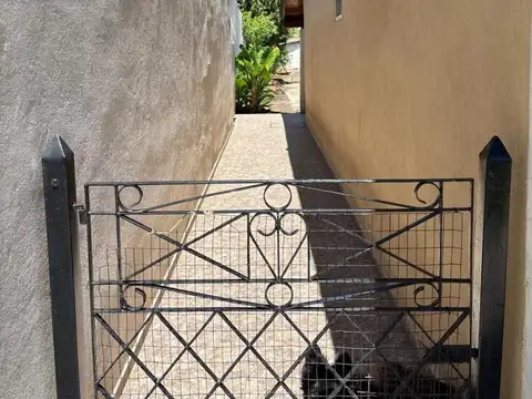 Casa en Venta en Jose Marmol, USD 110.000