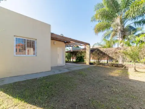 VENTA CASA QUINTA EN COLASTINE NORTE 