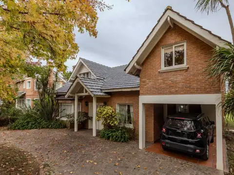Casa en Venta en La Delfina, USD 319.000