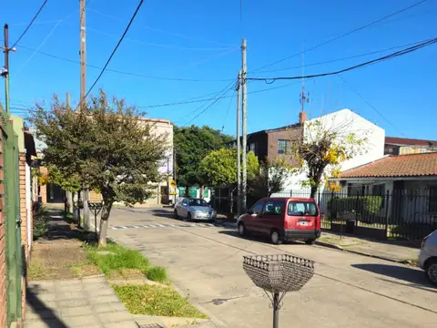 VENTA DUPLEX 3 AMB A REFACCIONAR LOMAS DEL MIRADOR