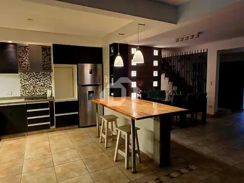 Casa en Alquiler en Montecarlo, USD 1.950