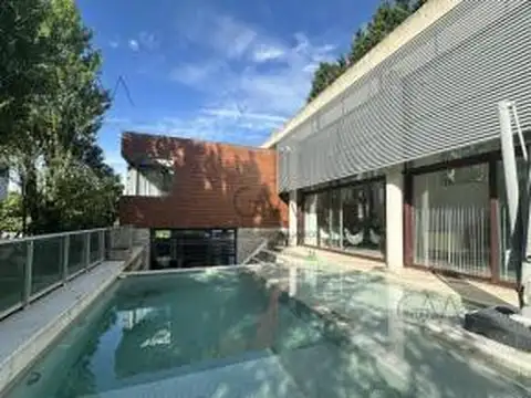 Casa en alquiler Barrio Rumenco