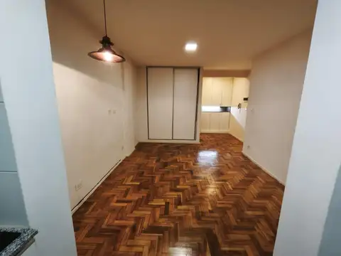 Departamento en Alquiler en Monserrat, Capital Federal