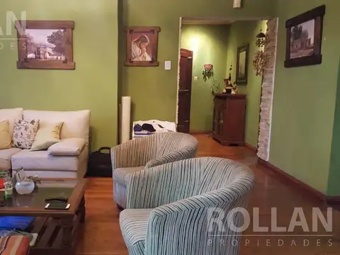 Depto Tipo Casa 3 ambientes con 2 baños