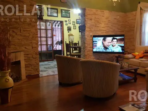 Depto Tipo Casa en Venta en Munro, USD 125.000