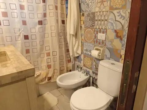 Depto Tipo Casa 2 ambientes con 1 baño