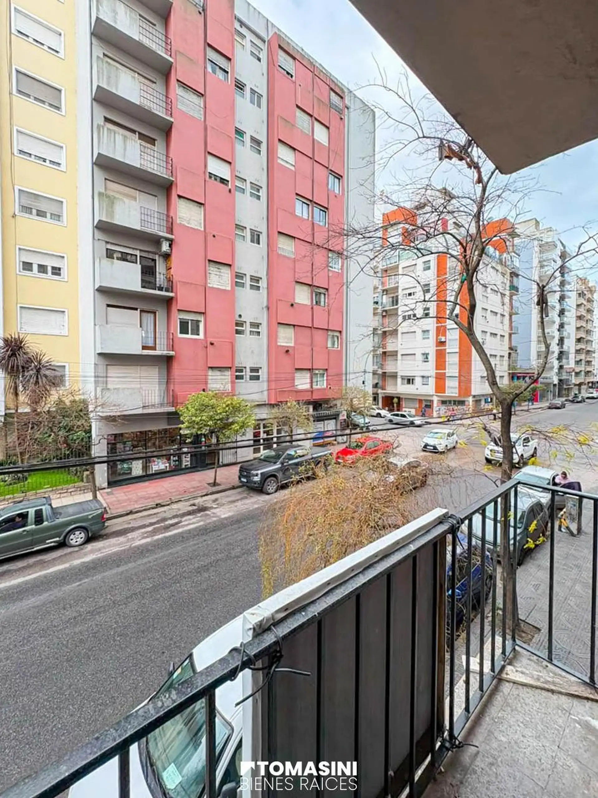 Departamento de 2 ambientes externo con balcón