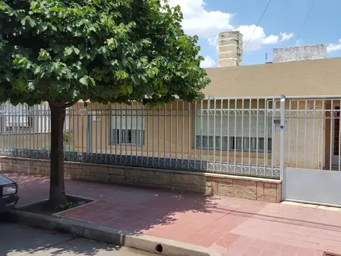 CERRO DE LAS ROSAS, AMPLIA, COMODA, 3 DORM COCHERA,