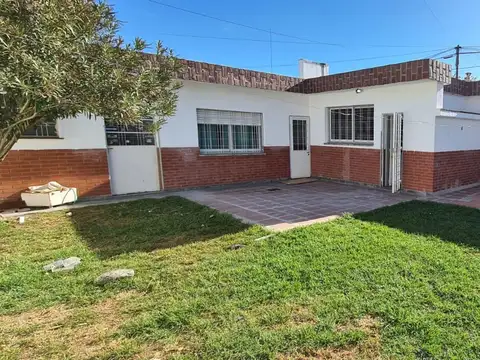Casa en Alquiler de 3 dormitorios