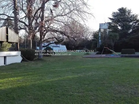 Calle 27bis e/ 420 y 422