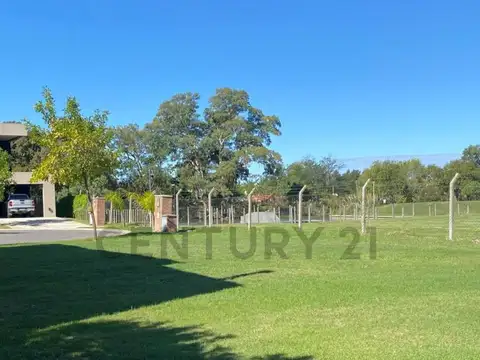 Lote en venta en Vila Marina 1 con amarra propia