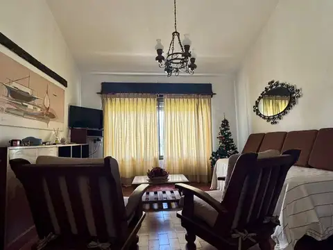 Casa en Alquiler en Villa Parque Siquiman, $ 1.200.000