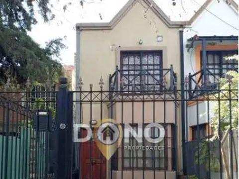 Casa - Venta - Argentina, Quilmes - Chacabuco 66
