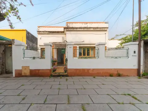 Venta casa tres dormitorios barrio Roma Santa Fe
