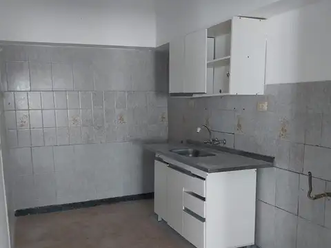 Casa con Patio y Cochera dos dormitorios. Excelente oportunidad
