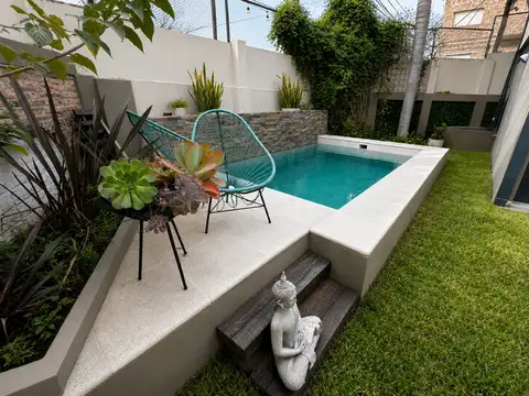 Casa 7 ambientes con 3 baños