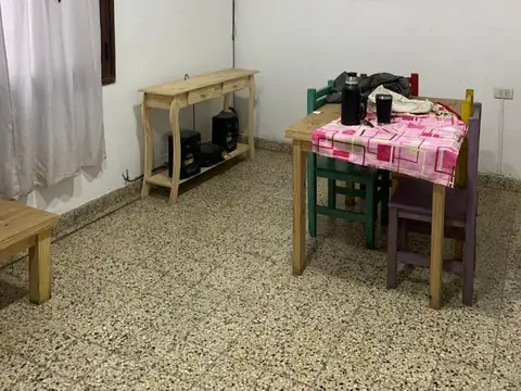 DEPARTAMENTO INTERNO CON PATIO EN ZASPE AL 2900