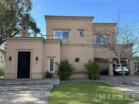 Alquiler de Verano  a La Laguna en Las Glorietas, Nordelta.