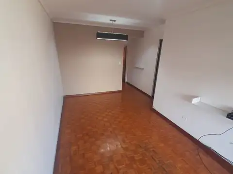 Departamento en alquiler en Barracas. AV. MONTES DE OCA AL 300