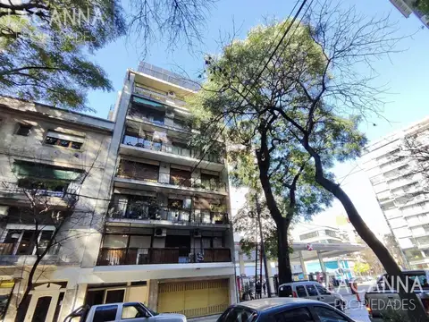 OLLEROS 2300, Piso 4