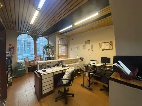Casa en Venta con 4 cocheras