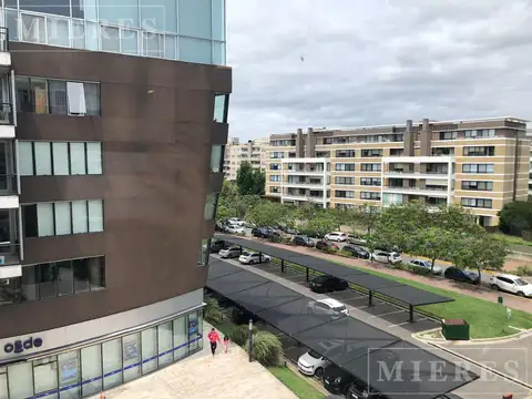 Oficina en alquiler en Puerta Norte 2, Nordelta.