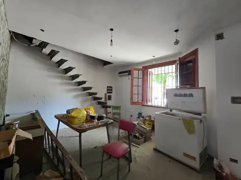 Casa en Alquiler - Uso Comercial en Ramos Mejía
