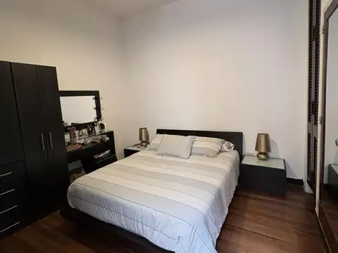 Depto Tipo Casa en Alquiler 50 años